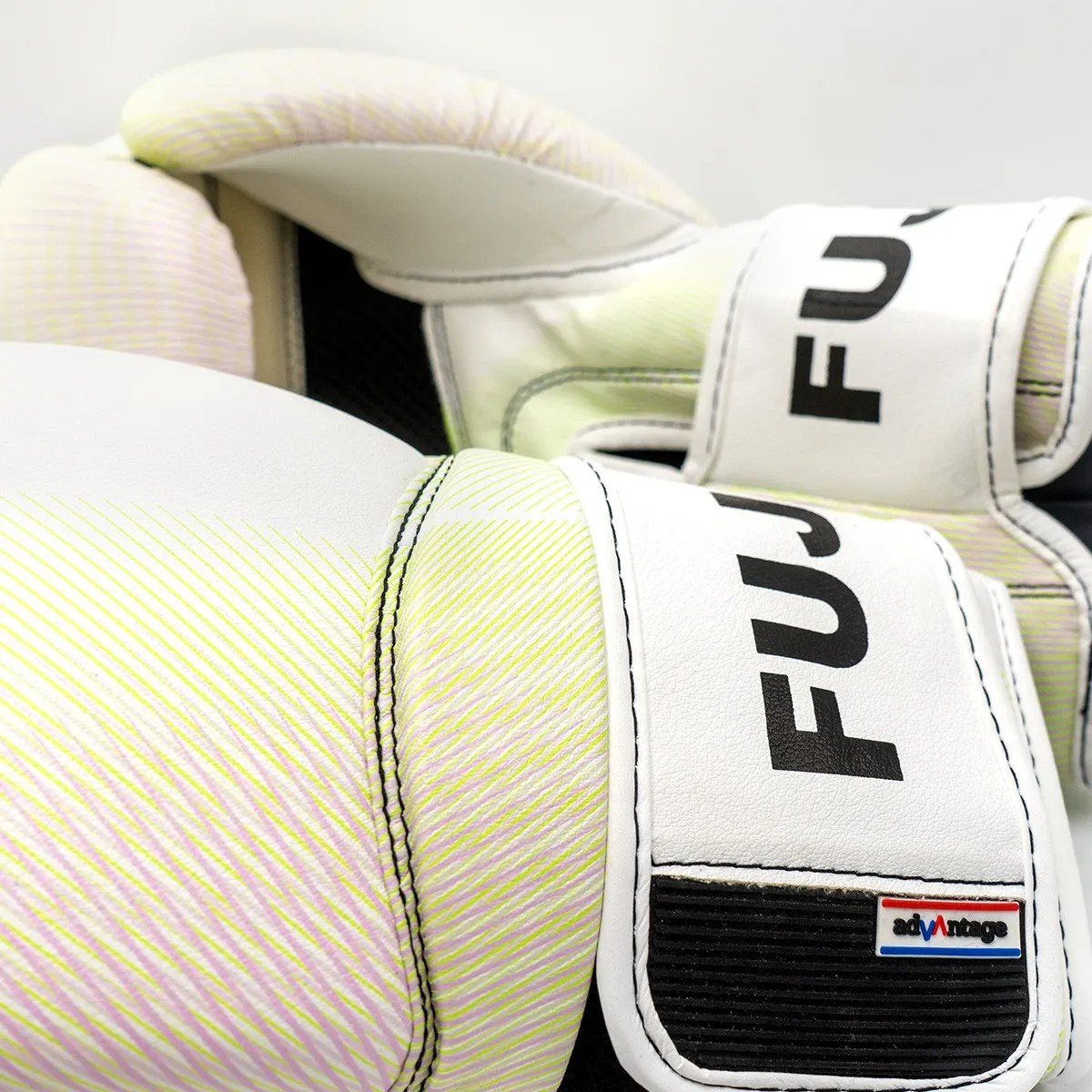 21323 ADVANTAGE 2 PRIMESKIN BOXING GLOVES