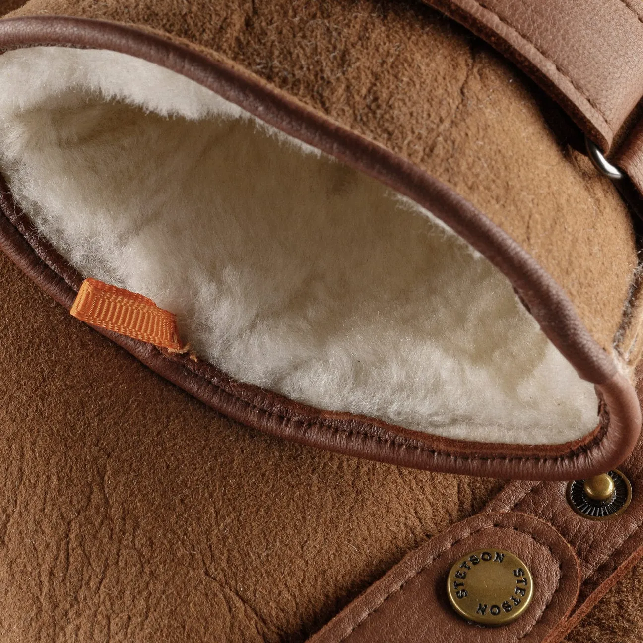Deerskin Lambswool Gloves by Stetson