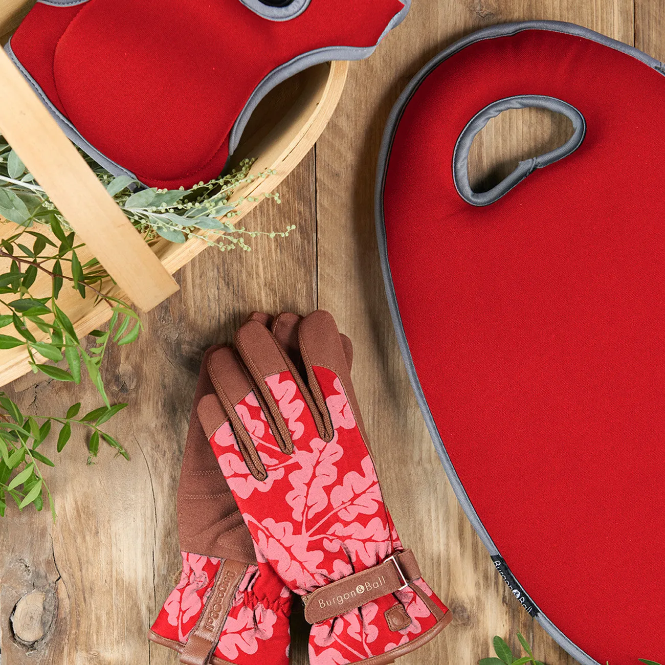 Love The Glove - Oak Leaf Poppy - M/L