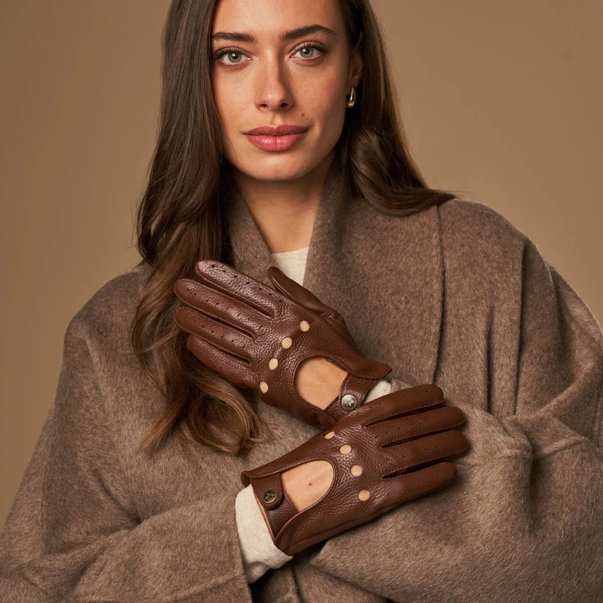 Marley (brown) – luxurious driving gloves made of American deerskin leather
