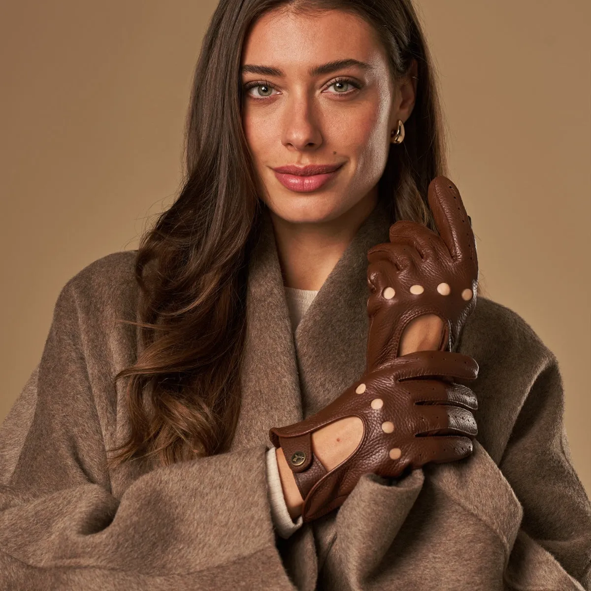 Marley (brown) – luxurious driving gloves made of American deerskin leather