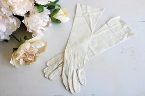 White 1950s 1960s Kid Leather Gloves
